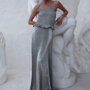 Elegant Strapless Silver Dress